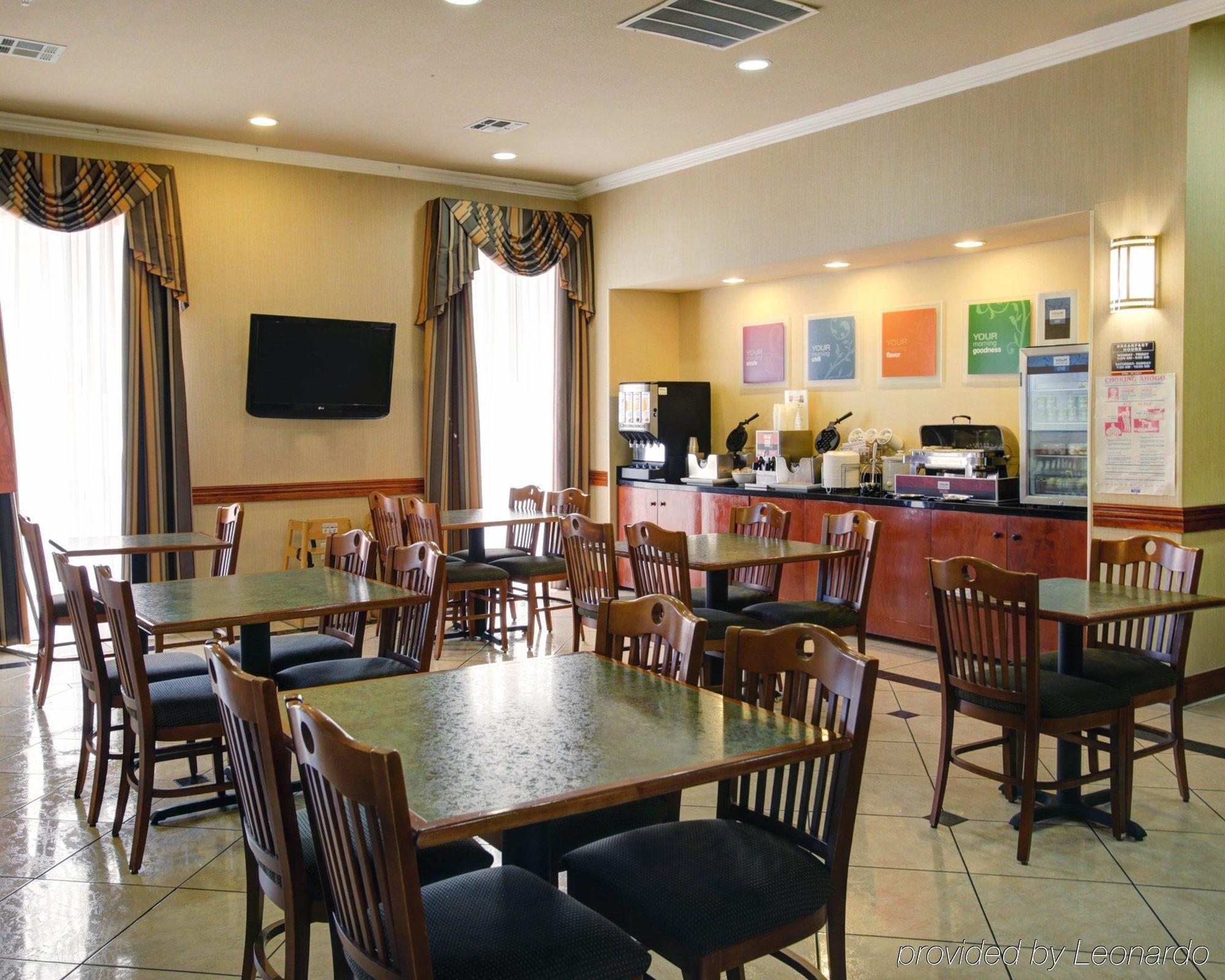 Comfort Suites Near Texas State University San Marcos Exterior photo